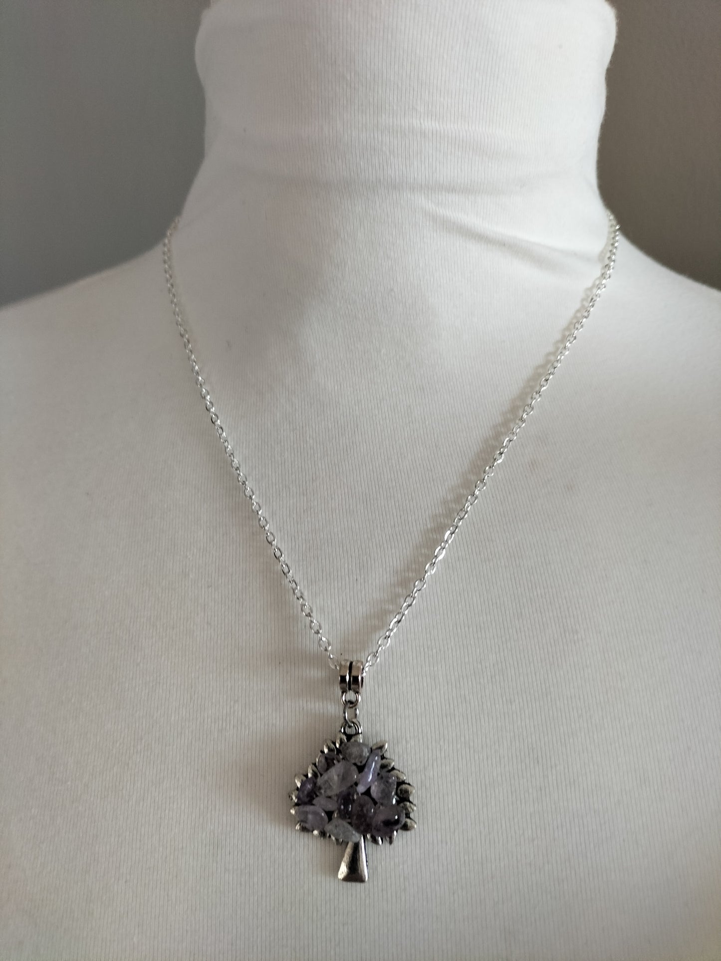 Beautiful silver plated necklace with tree of life gemstones pendant