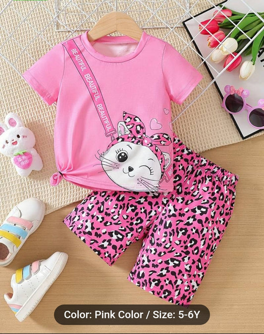 Cute Girls 2 pcs Cartoon Kitty Graphic Short Sleeve T-shirt Top Leopard Print Shorts Set For Summer  and Baby's Cartoon Bee Faux Denim Pattern Dress